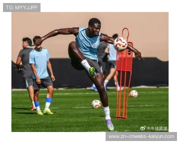 申花新援盖伊首发登场，试训小将谢初筠获得机会